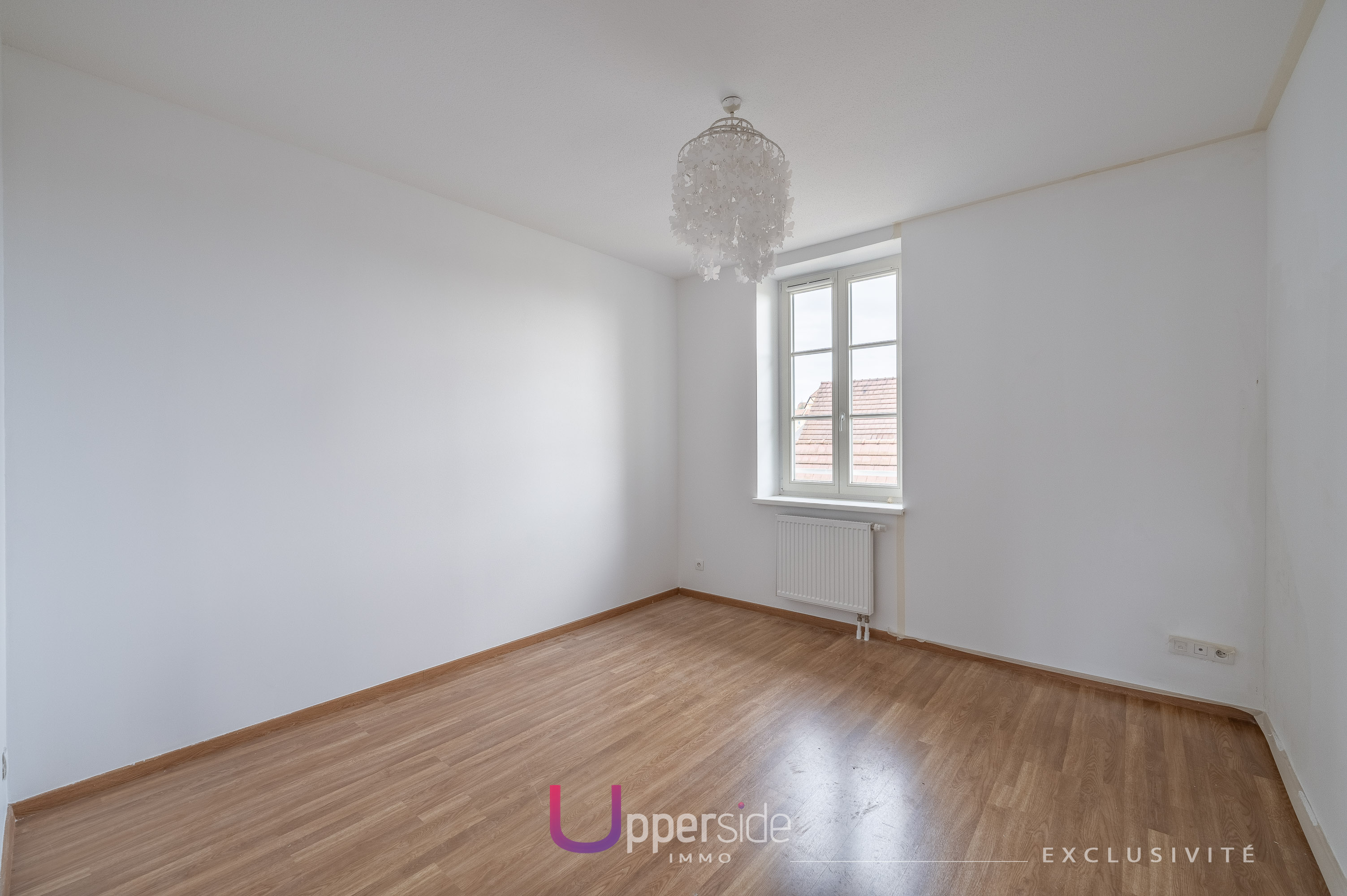 BRAMPER – un appartement 4 pièces rénové avec 2 stationnements Image